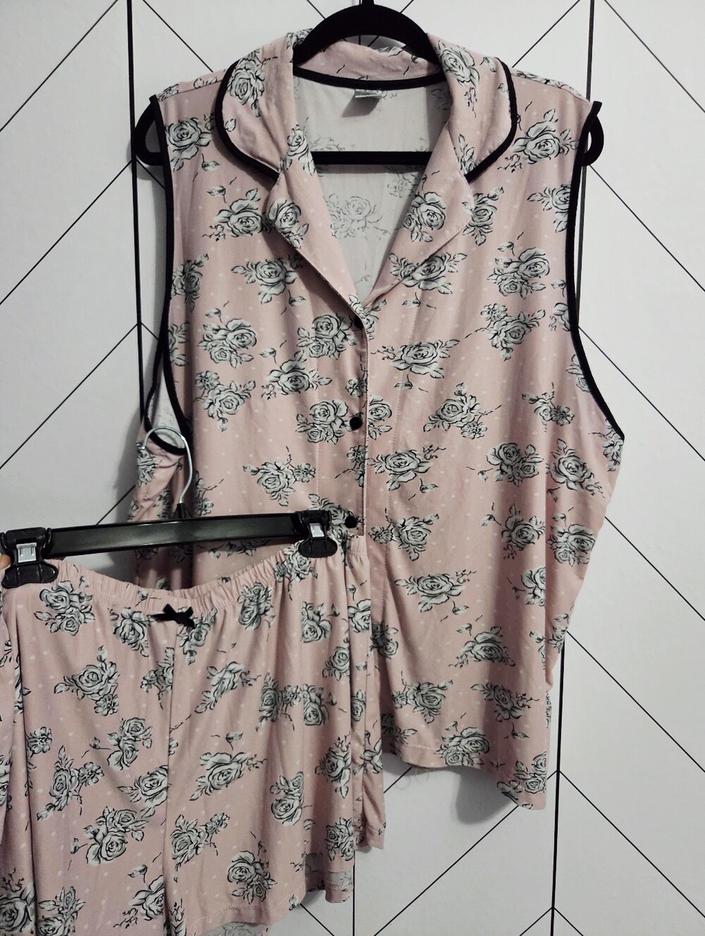 Uncover Sleeveless Brushed Peach Skin Pink Floral Pajama Shorts Set, Plus 3X